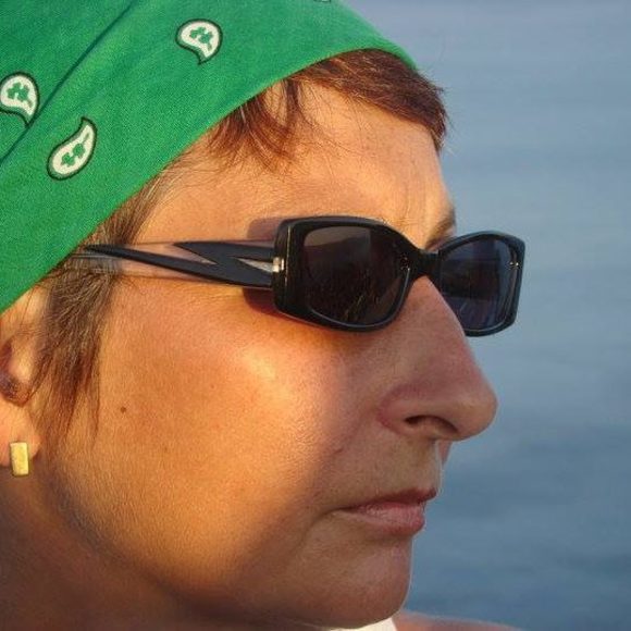 Meet your Posher, Cristina - Picture 1 of 1